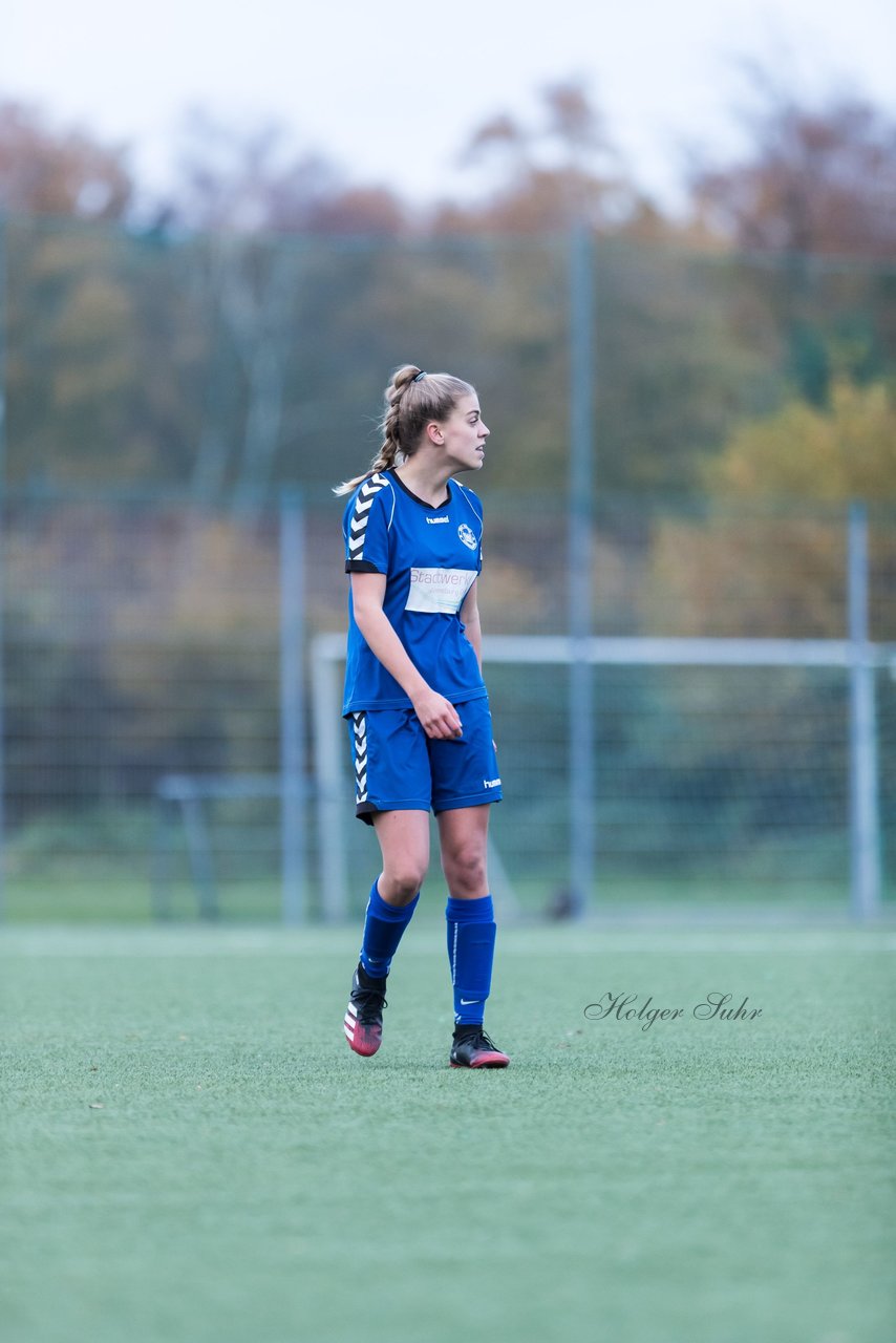 Bild 306 - F SSC Hagen Ahrensburg - SV Frisia 03 Risum-Lindholm : Ergebnis: 2:0